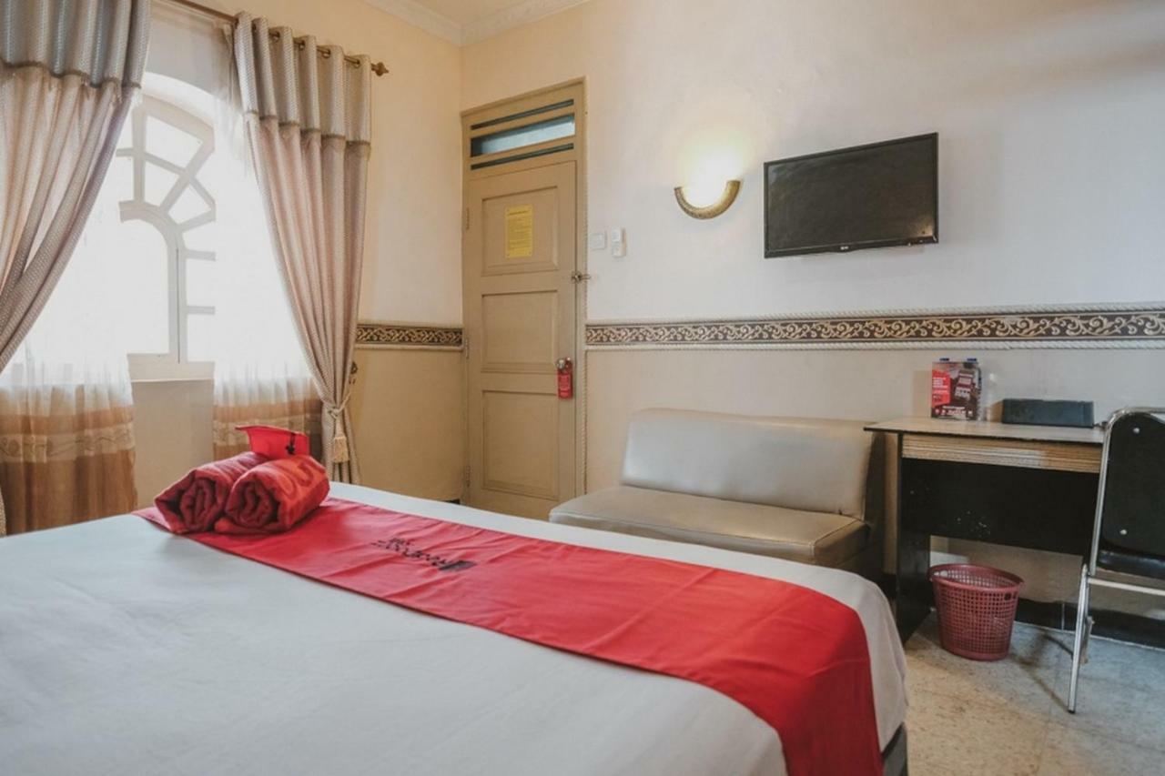Reddoorz Plus @ Tanjung Karang Lampung 2 Bandar Lampung Buitenkant foto